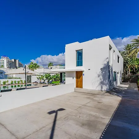 Don Carlos - Adults Only ! * Playa de las Américas